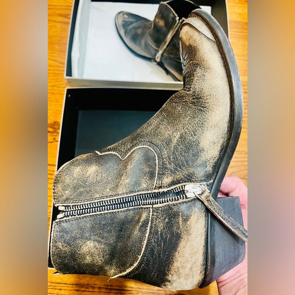 Golden Goose the YOUNG Ankle Boot size 8 & 38 & Black Tobacco / Tan IT Leather - Picture 6 of 16